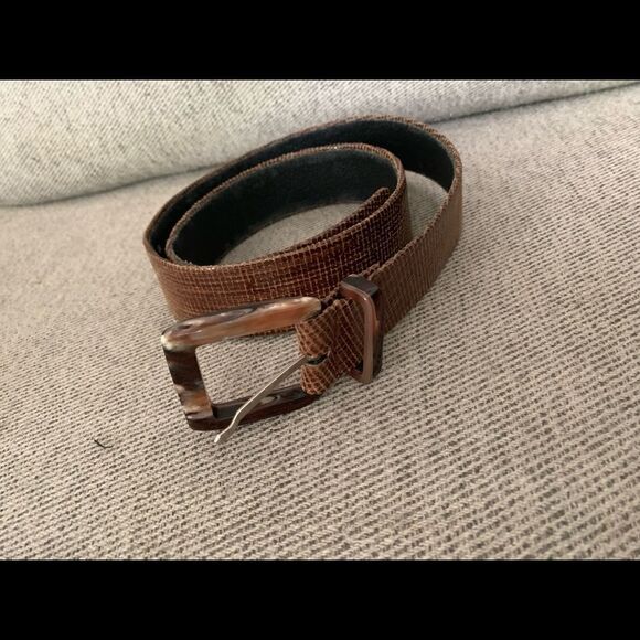 Women's Suzi Roher Belt mother of Pearl patent Tortoise🐢 gorgeous Sz med 😍